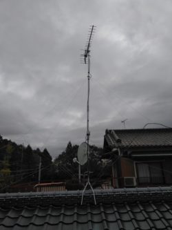 3.6Mのマストにつけた八木式アンテナ