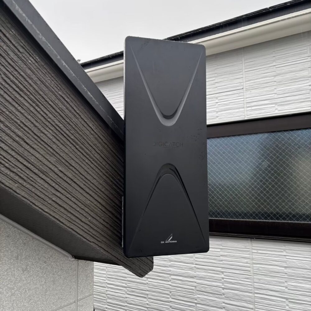 2025/11/27　神奈川県横浜市神奈川区　デザインアンテナ設置工事